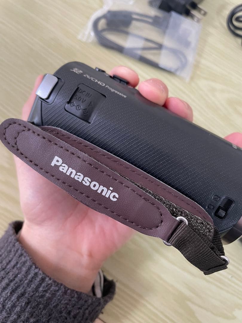 ビデオカメラ Panasonic HC-V360M
