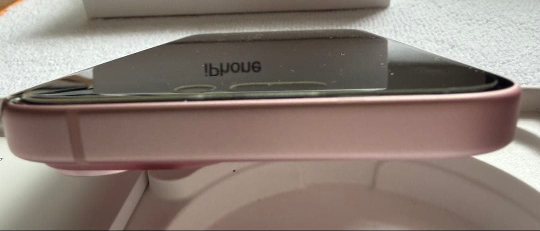 【キズあり】　iPhone15 【256GB】