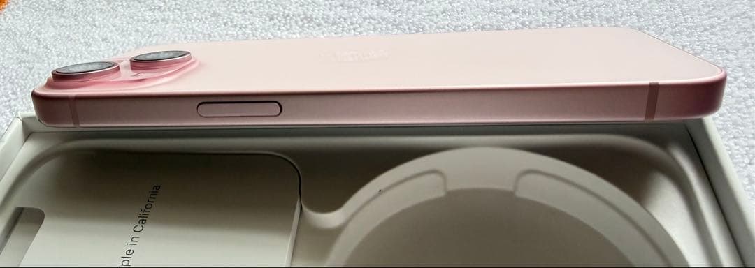 【キズあり】　iPhone15 【256GB】