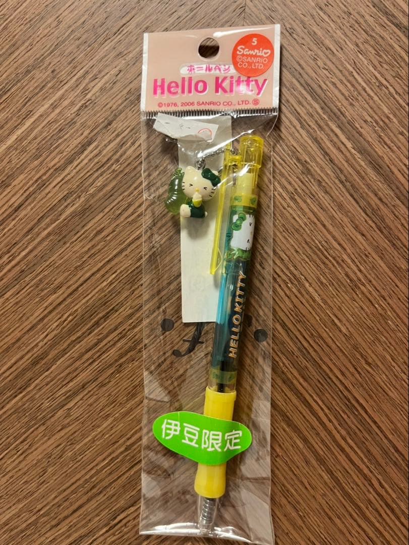 ご当地キティボールペン