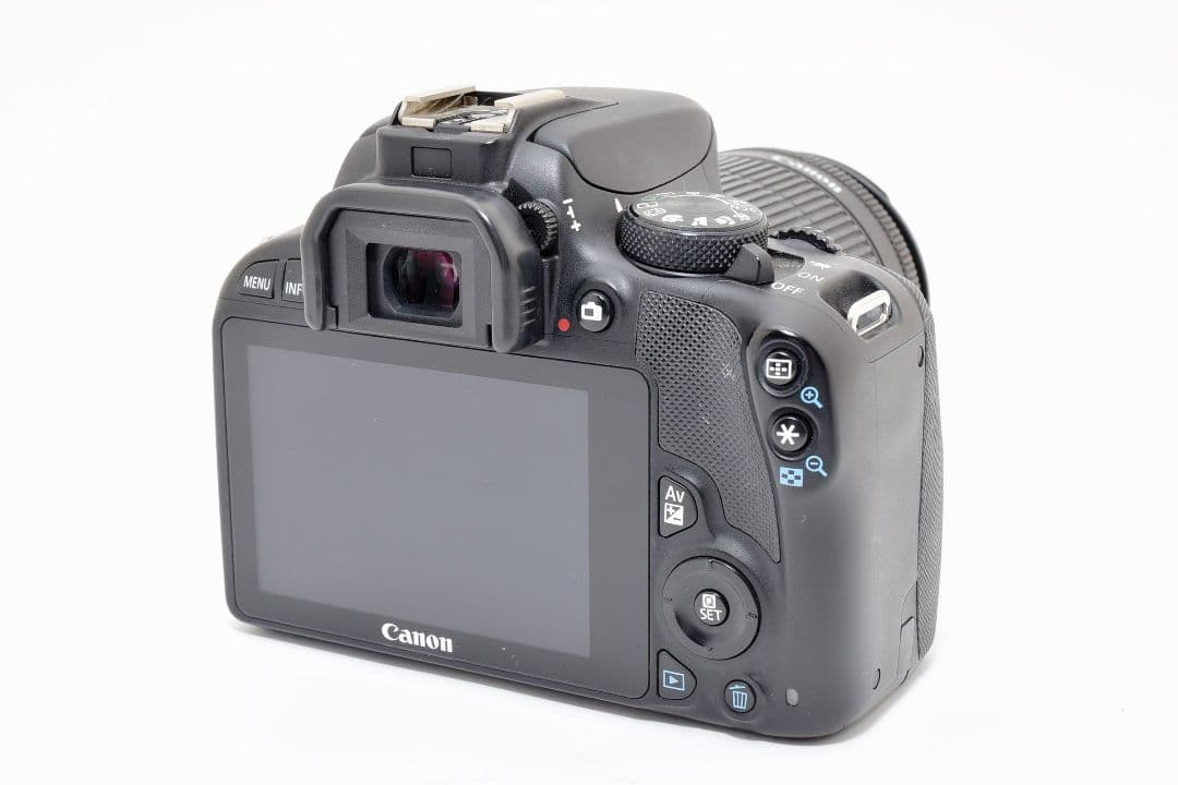 一眼レフデビューに✨Canon EOS KissX7✨高性能シングルレンズ 軽量