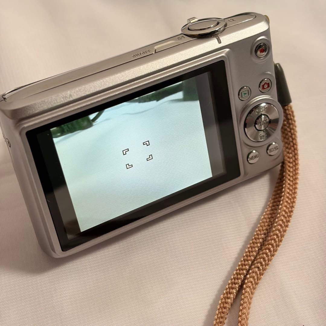 デジカメEXILIM ZOOM EX-Z200 【送料無料】