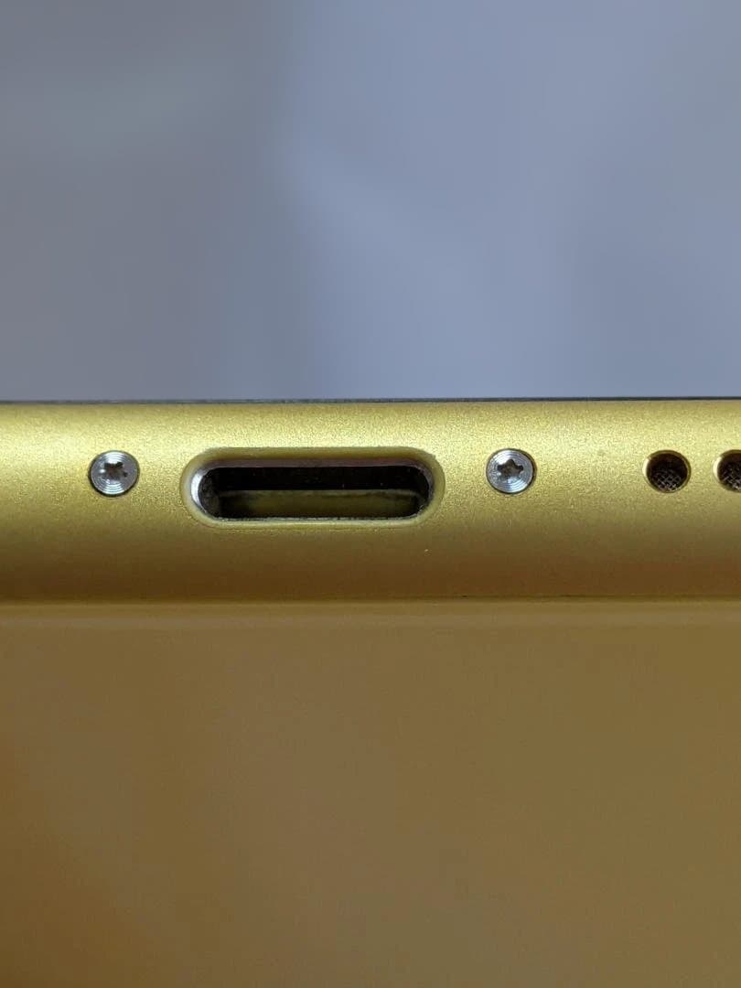 再値引き iPhone 11 イエロー 64GB 本体 シムフリー