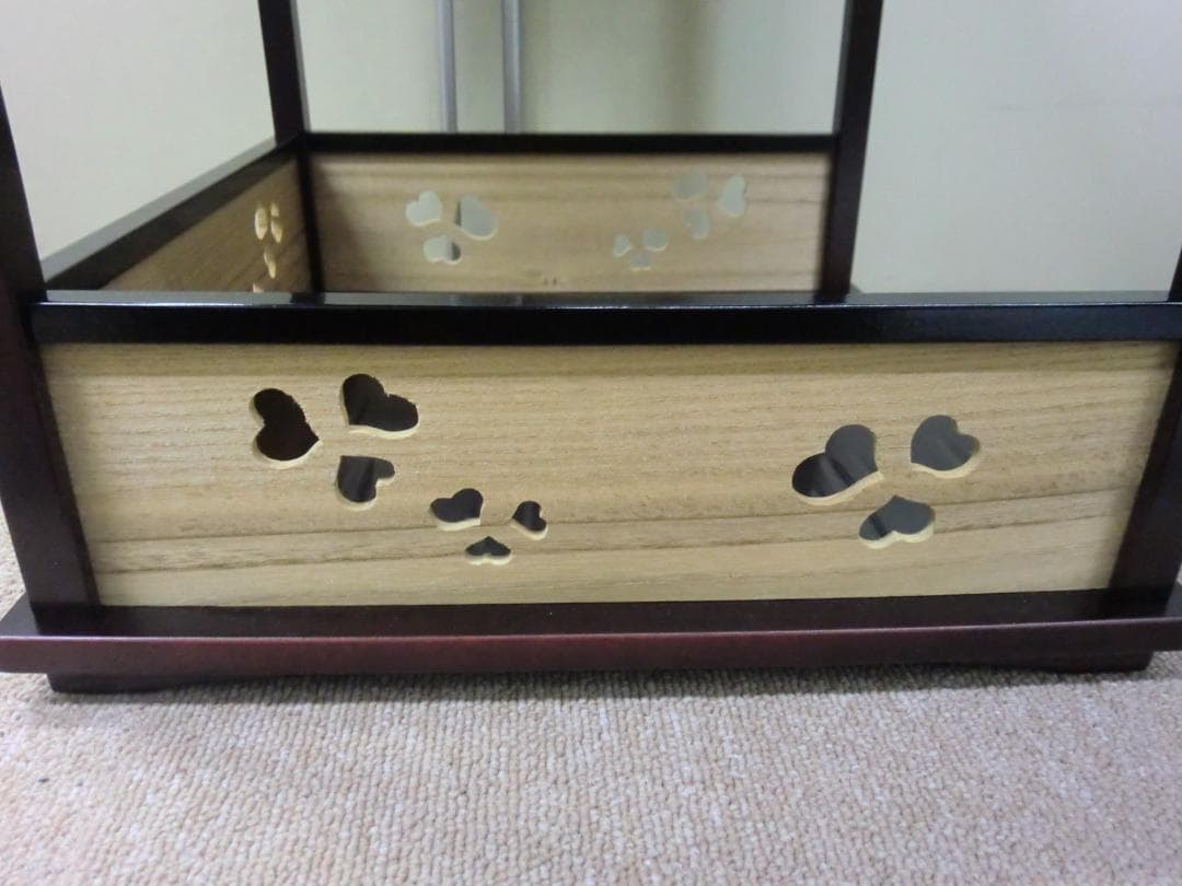 【中古品】輪島塗 久世宗春 四方棚 鉋目溜塗 猪目透 宗徧流 宗偏流