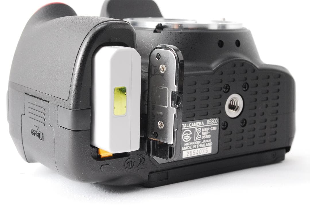 ❤美品 Nikon D5300 Wi-Fi スマホ転送　三脚付き