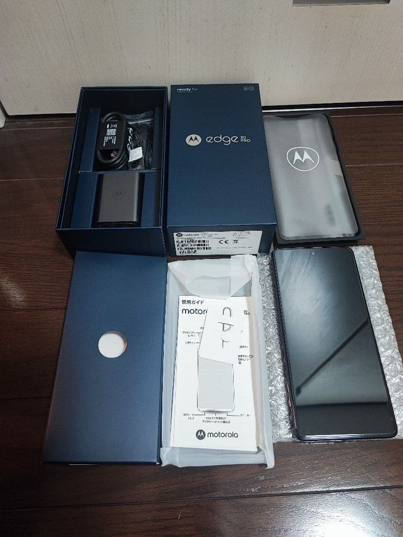 スマートフォン本体 Motorola Edge 30 Pro
