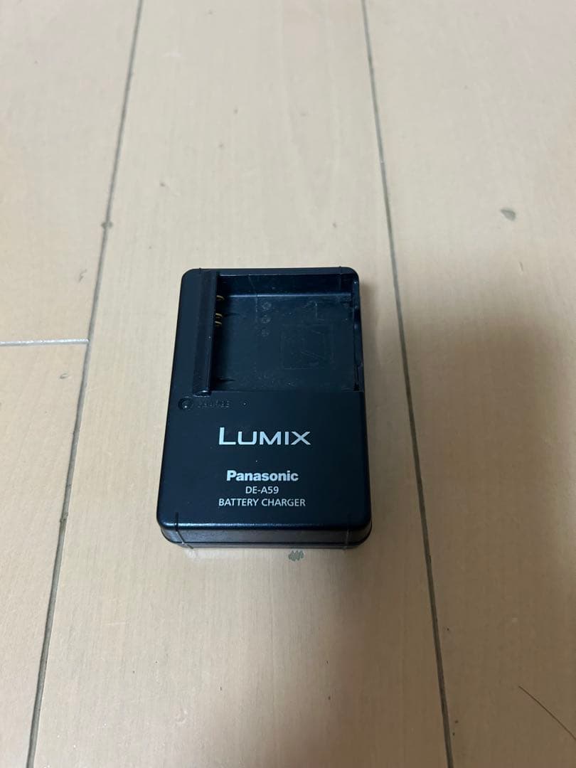 Panasonic DMC-FX40 シルバー