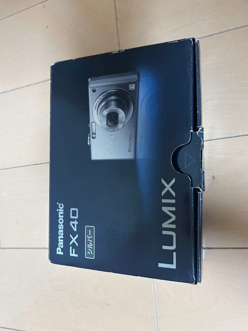 Panasonic DMC-FX40 シルバー
