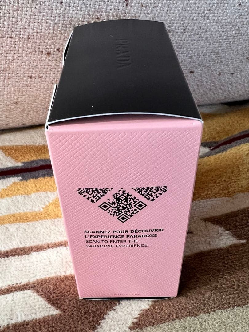 プラダ パラドックス オーデパルファム 30ml 新品・未使用 ミニスプレー付き