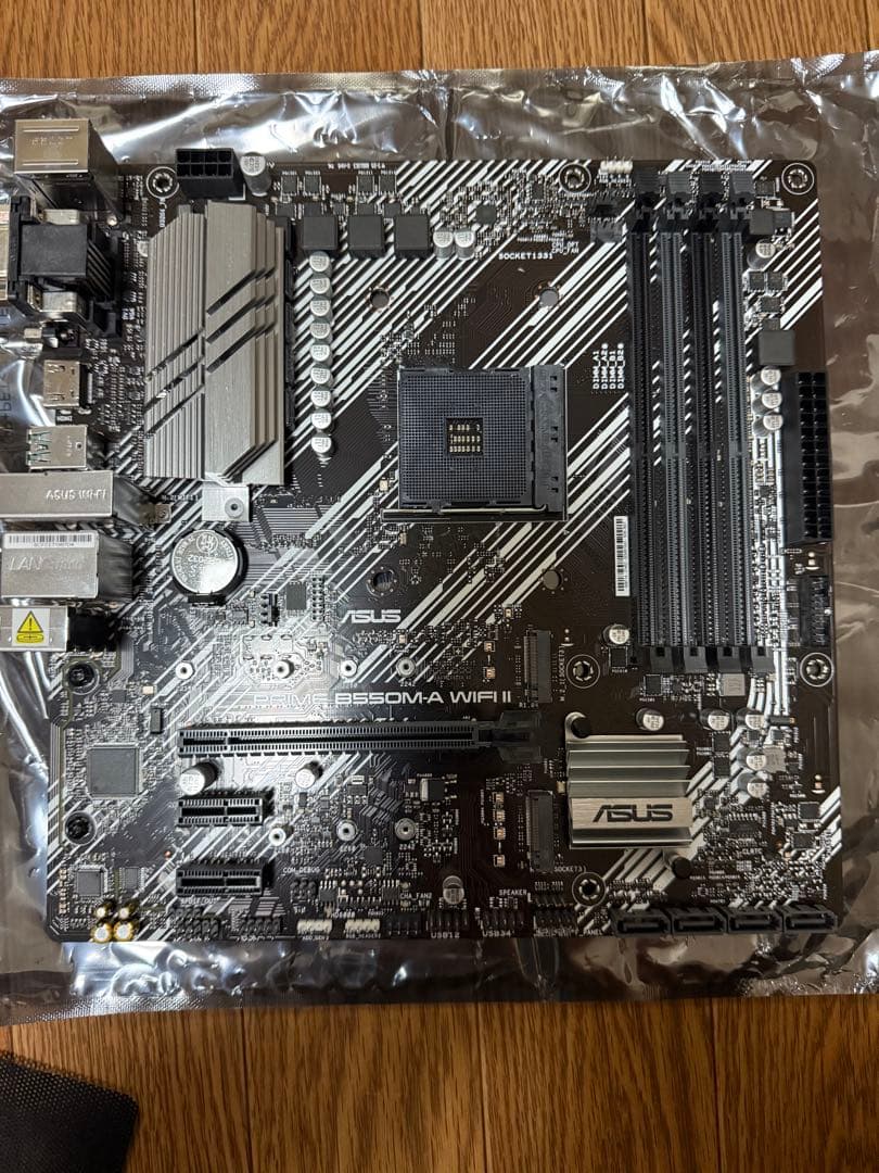 ASUS B550M-A WIFI II マザーボード