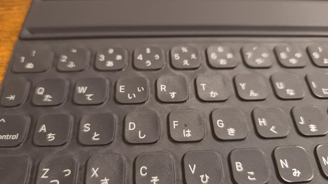 キーボード iPad Pro Smart Keyboard Folio 11 inch