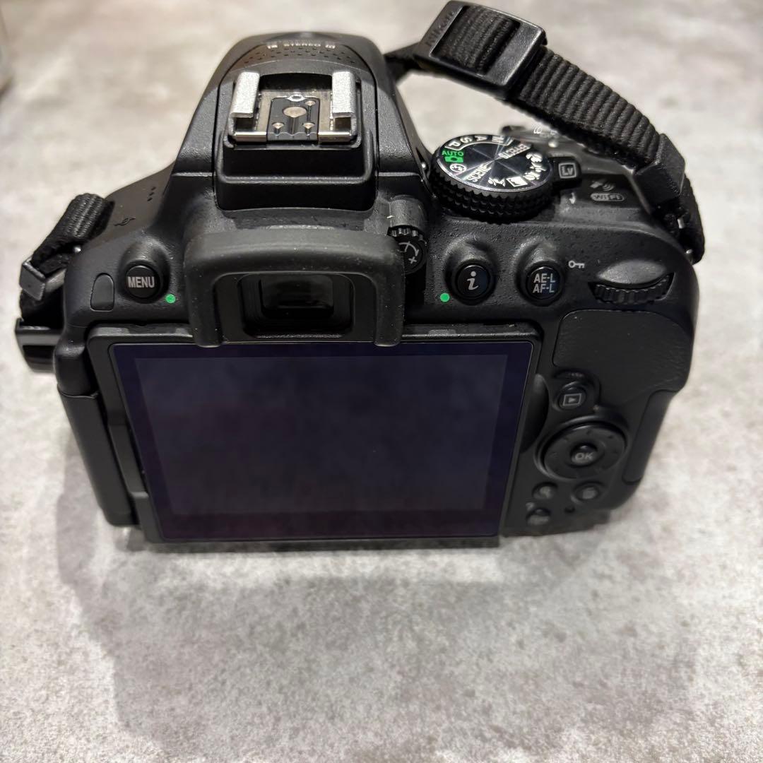 Nikon ニコンD5300 18-55 VR II レンズキット