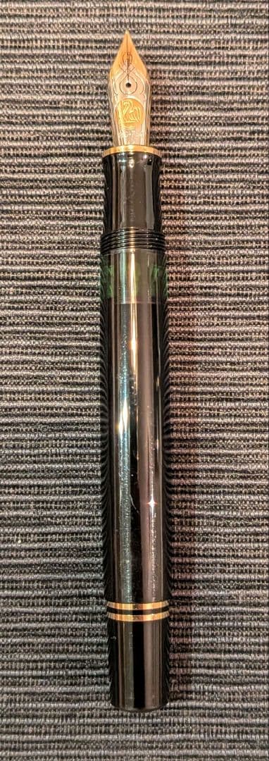 ペリカン スーベレーン M800 黒軸 18K(M)