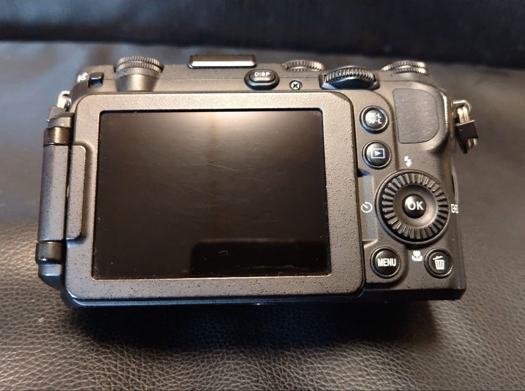 【美品】Nikon ニコン COOLPIX P7700 コンパクトデジタルカメラ