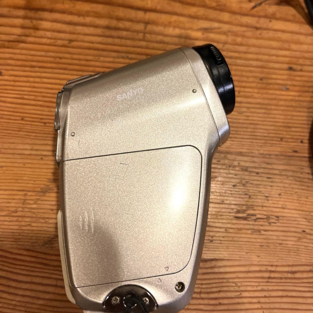 SANYO Xacti DMX-C4 ビデオカメラ 動作確認済み レトロ
