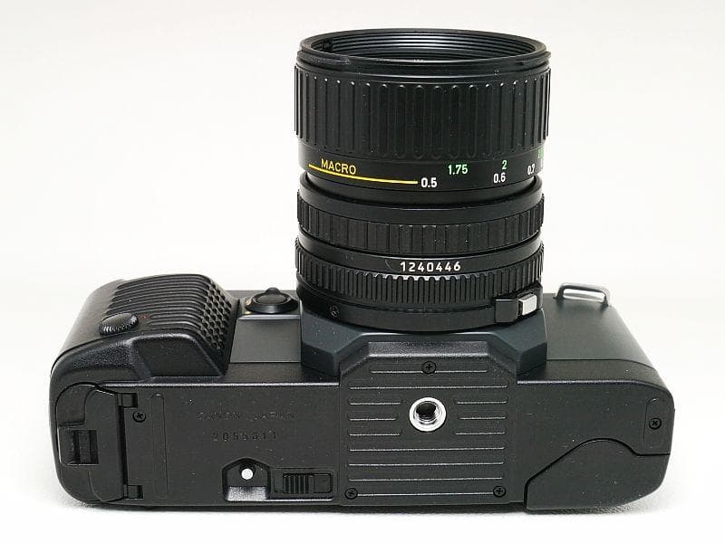 Canon T70 レンズとストロボ付きフィルムカメラスタートセット