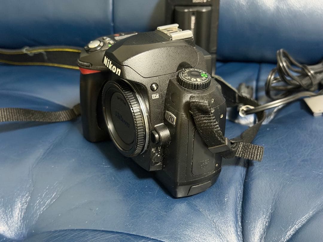 ニコン Nikon D70 + 24-120mm F3.5-5.6D セット