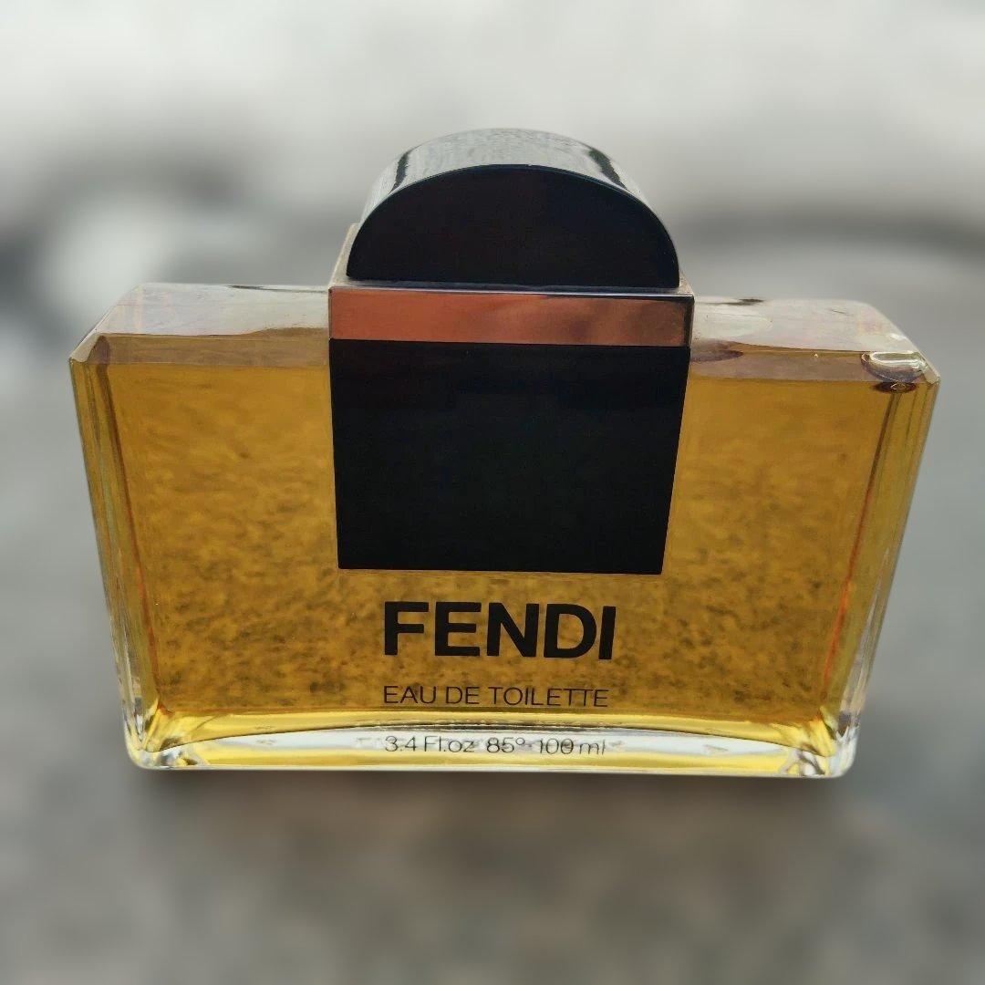 FENDI オードトワレ　100ml 箱無し