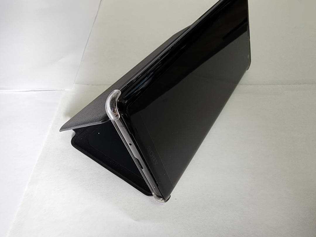 モノウール　SONY(ソニー) Xperia XZ3 SO-01L