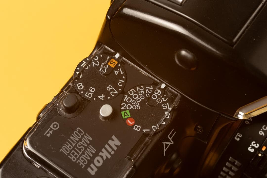 フィルムカメラ [#579] - Nikon F-401S AF NIKKOR 35-70