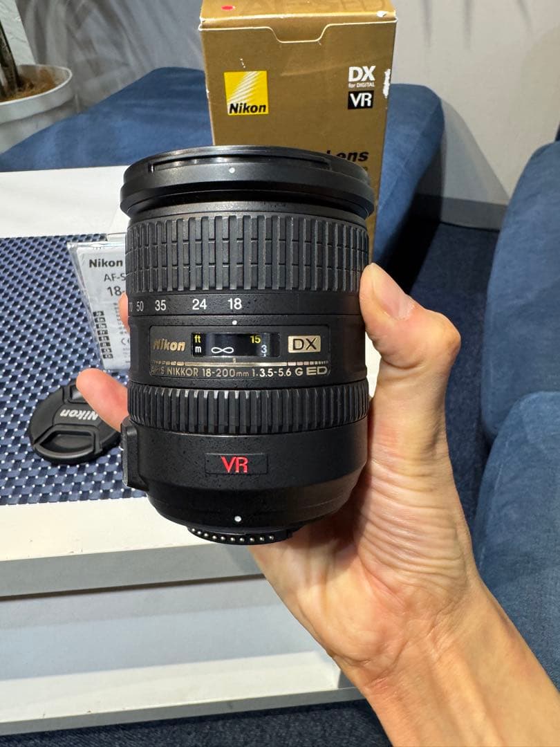 【極美品】Nikon AF-S DX VR Zoom-18-200mm