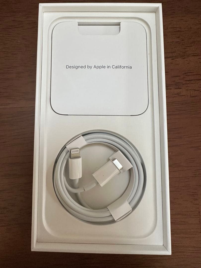 iPhone13 グリーン256gb SIMフリー