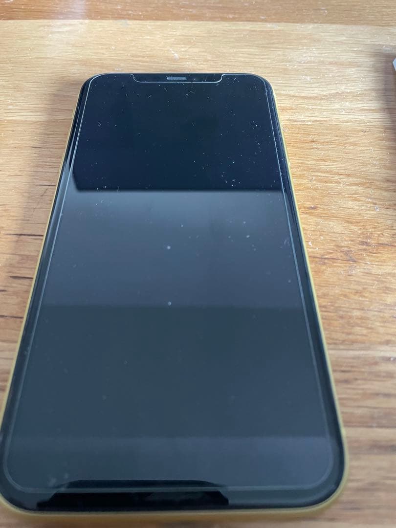 iPhone11 64GB イエロー　simフリー