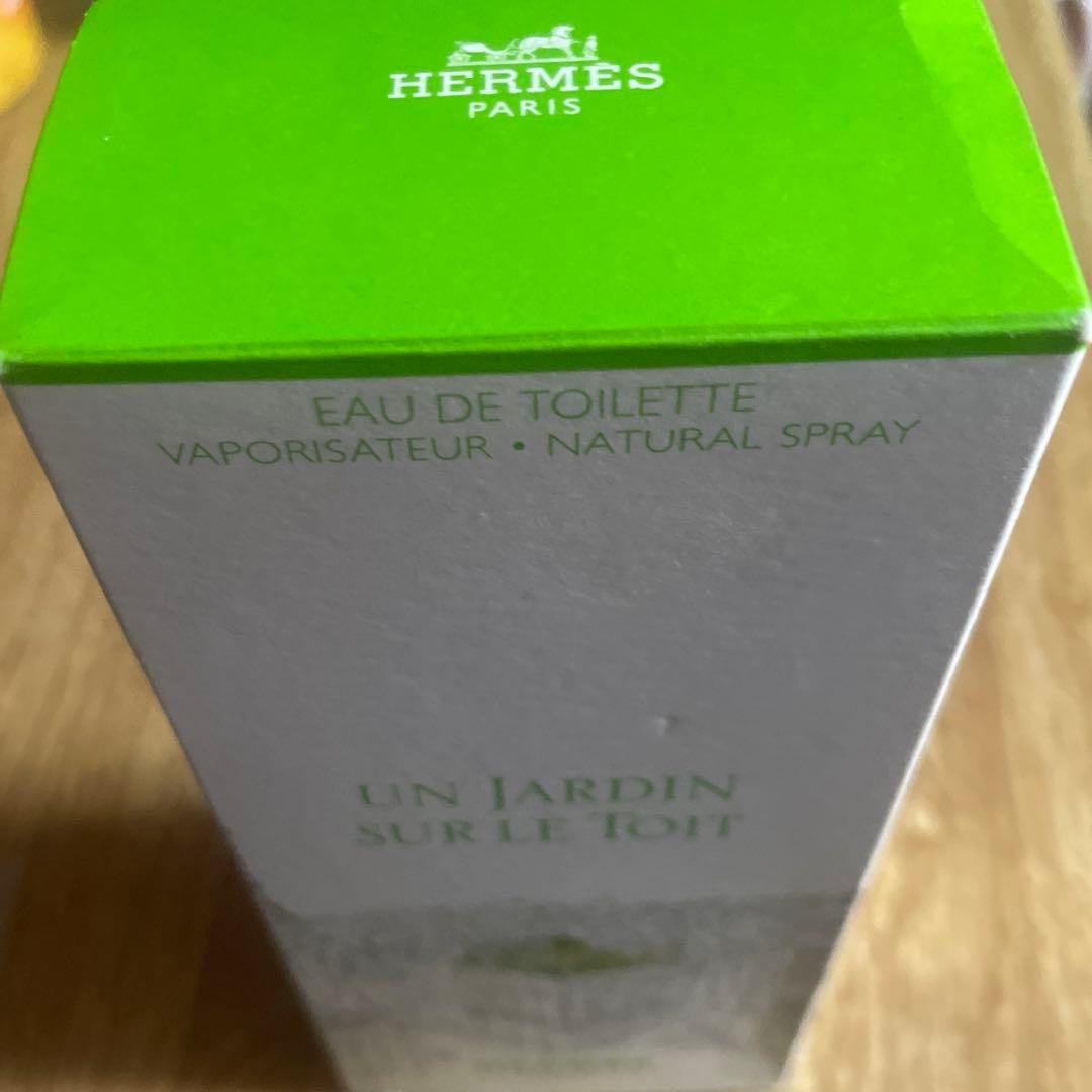 エルメス HERMES 香水 屋根の裏の庭