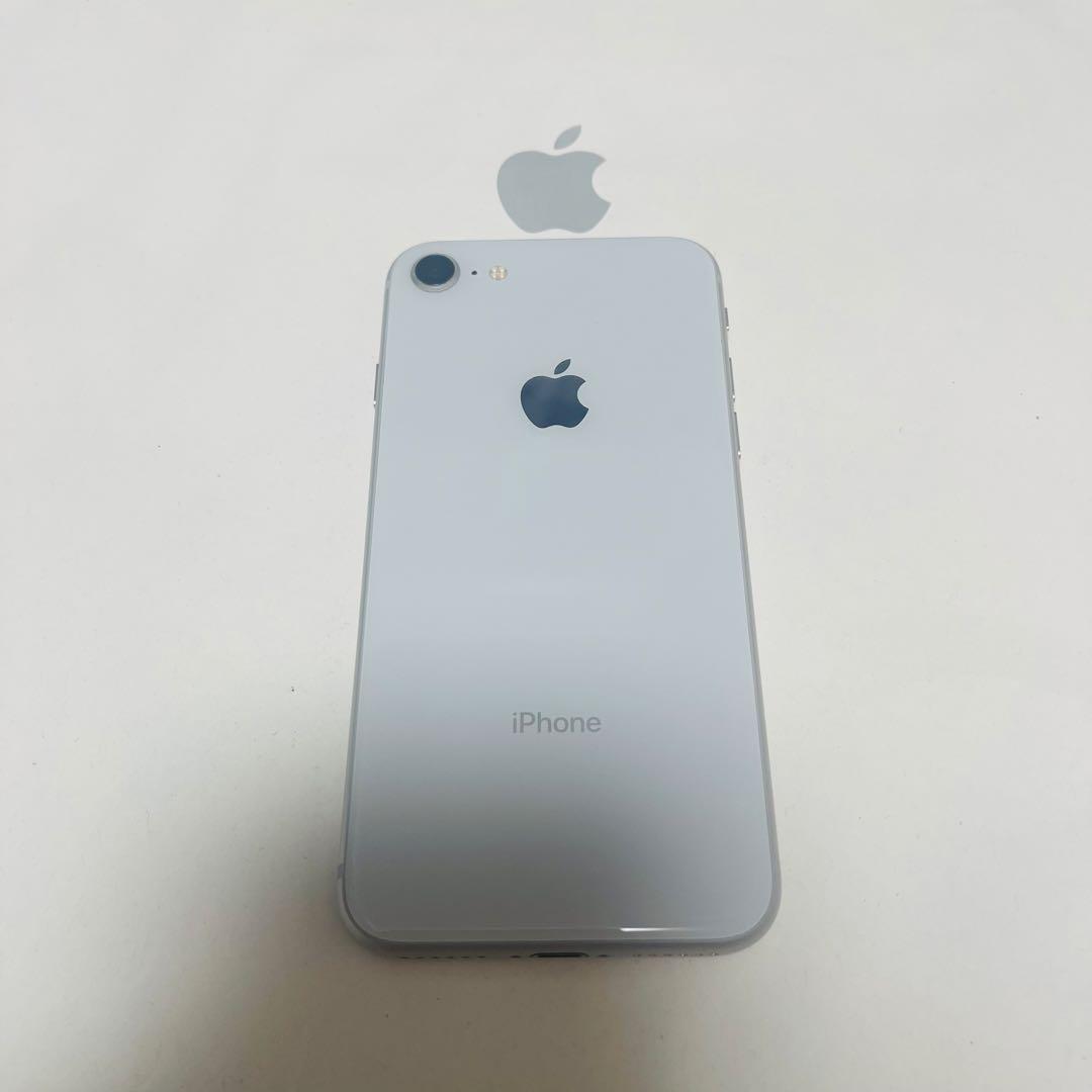 ②Apple iPhone 8 64GB