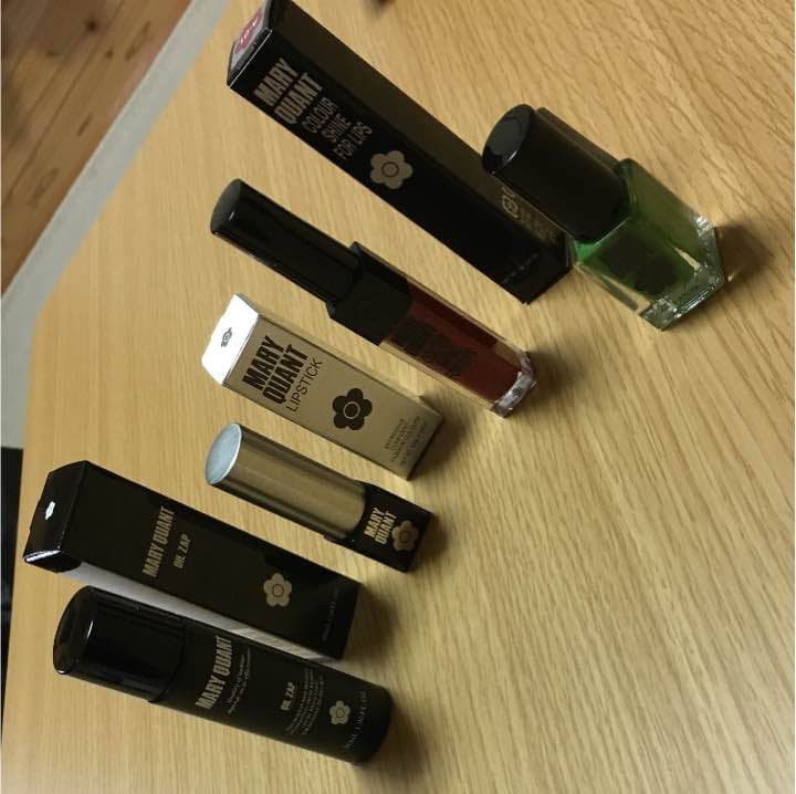 MARY QUANT メーク下地、グロスA-01、口紅R-01、ネイルS-03