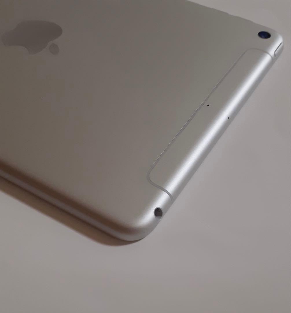 iPad mini5 第五世代 64GB Wi-Fi+cellular シルバー