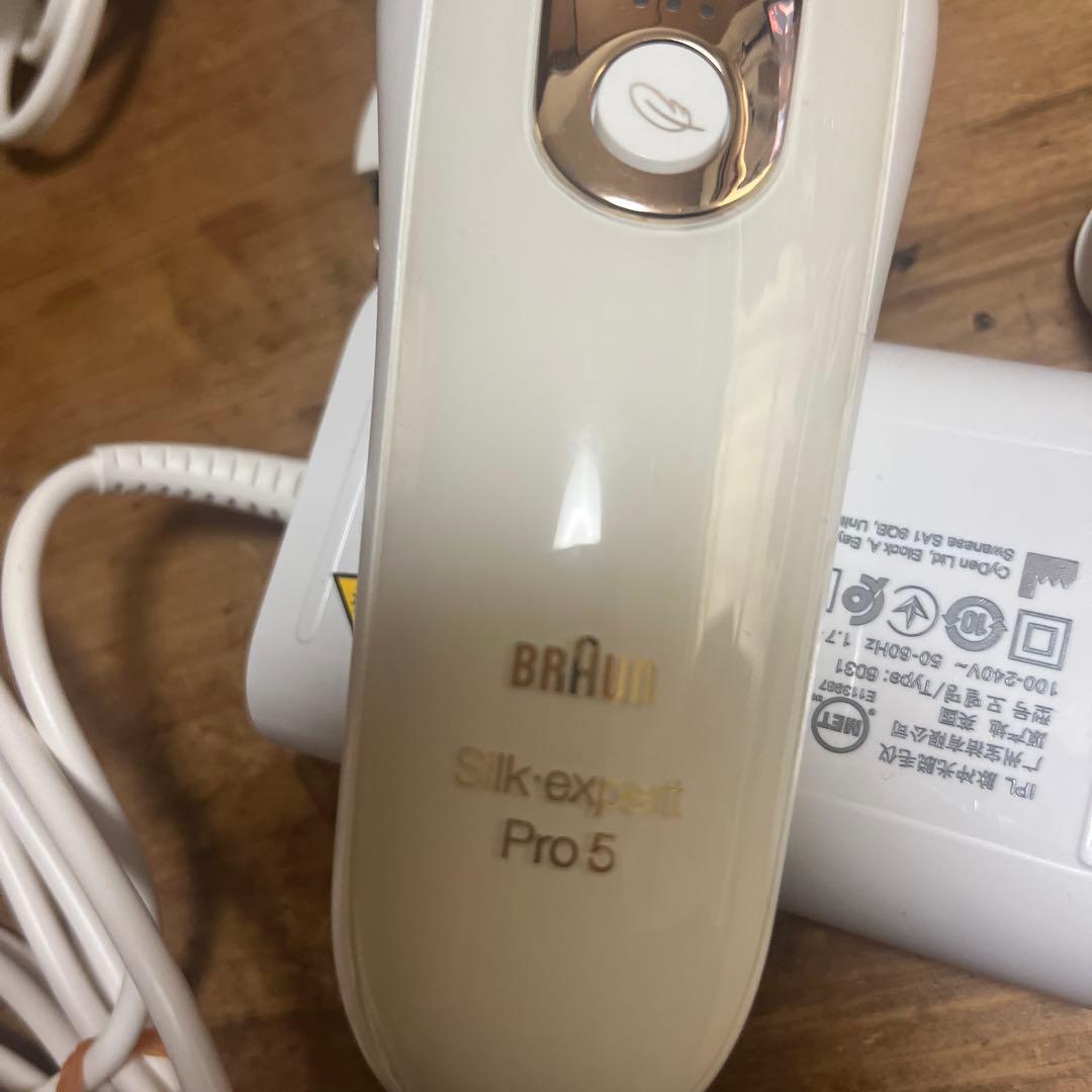 Braun Silk-expert Pro5 脱毛器