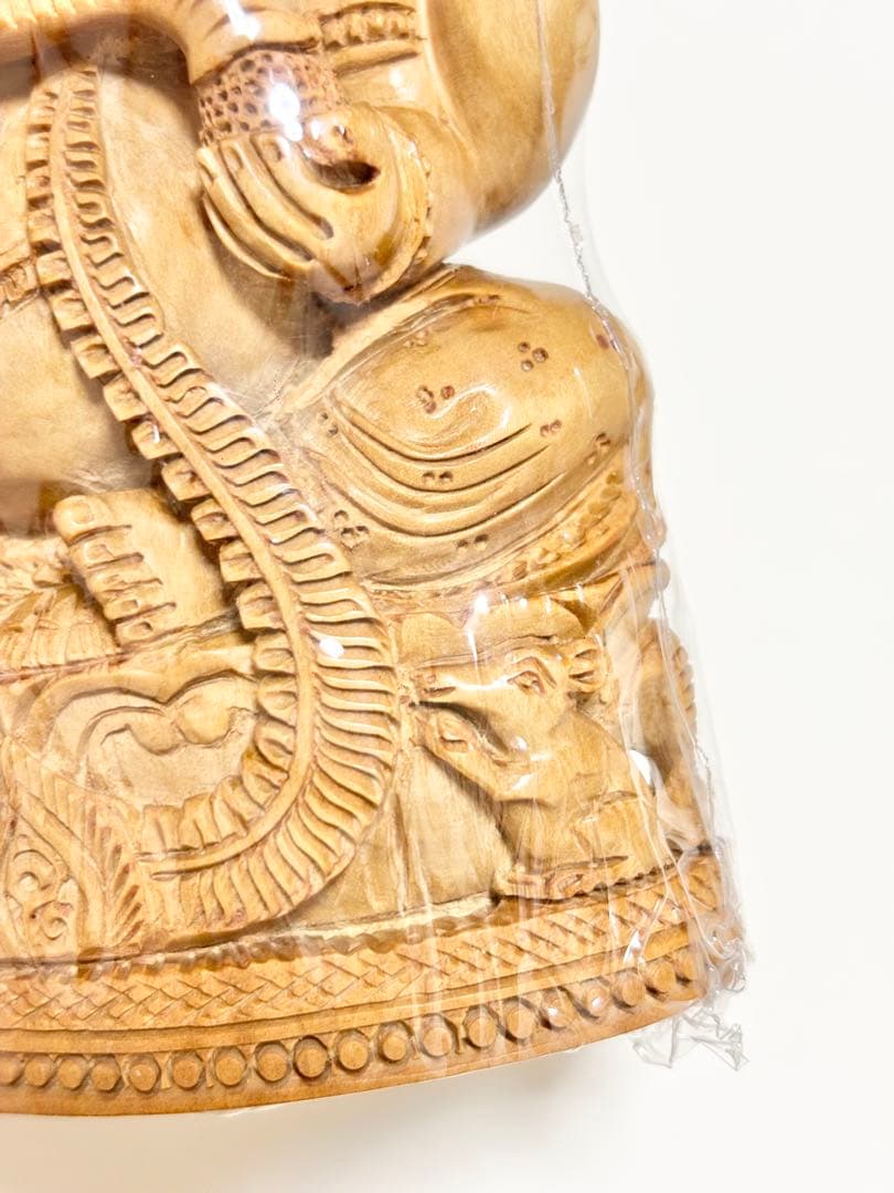 超レア　【最高級品】真正白檀　ガネーシャ　彫刻　置物