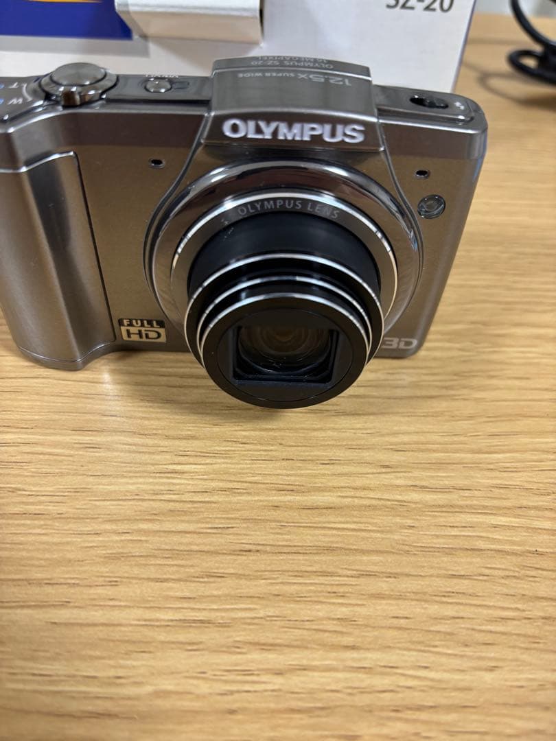 OLYMPUS デジタルカメラ SZ-10/SZ-20