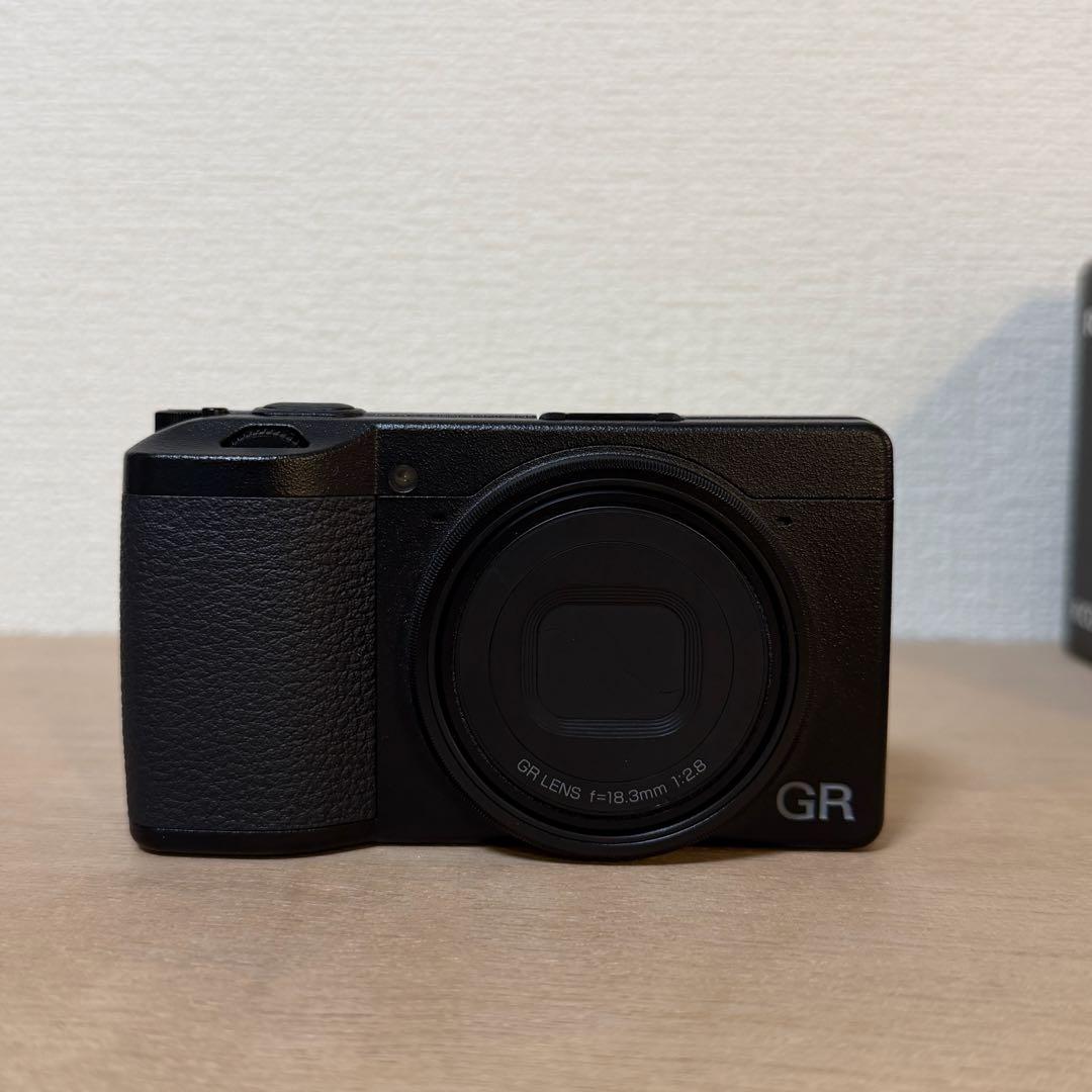 【極美品】RICOH GR III 付属品完備