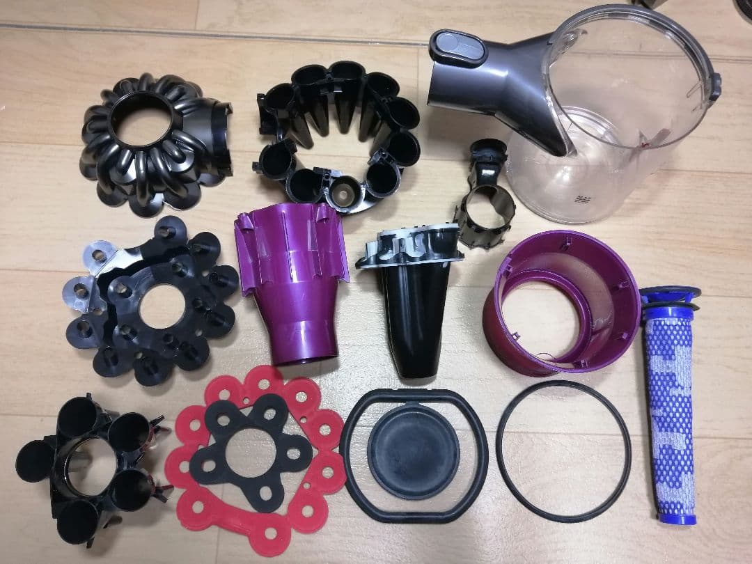 展示保管品 分解清掃済み ダイソン V6 SV09本体