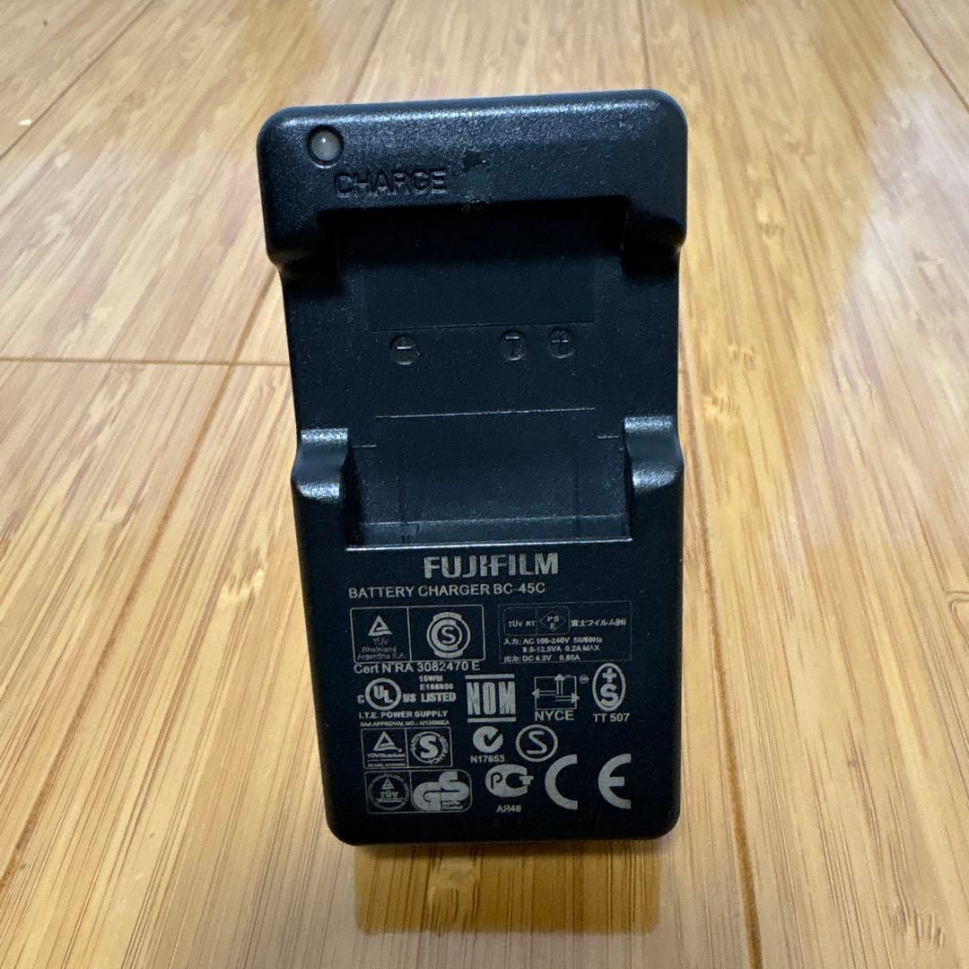FUJIFILM FINEPIX Z ブルー　充電器付