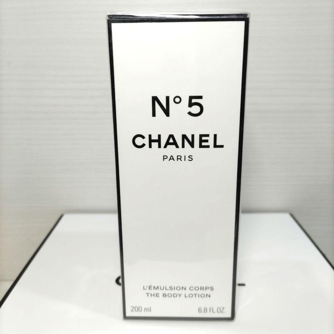 CHANEL N°5 セット（ボディローション・シャワージェル・ハンドクリーム）
