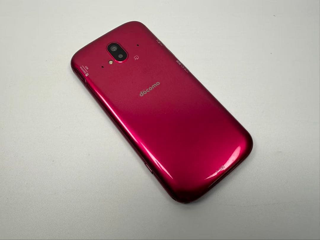NTT docomo らくらくスマートフォン F-52B ピンク