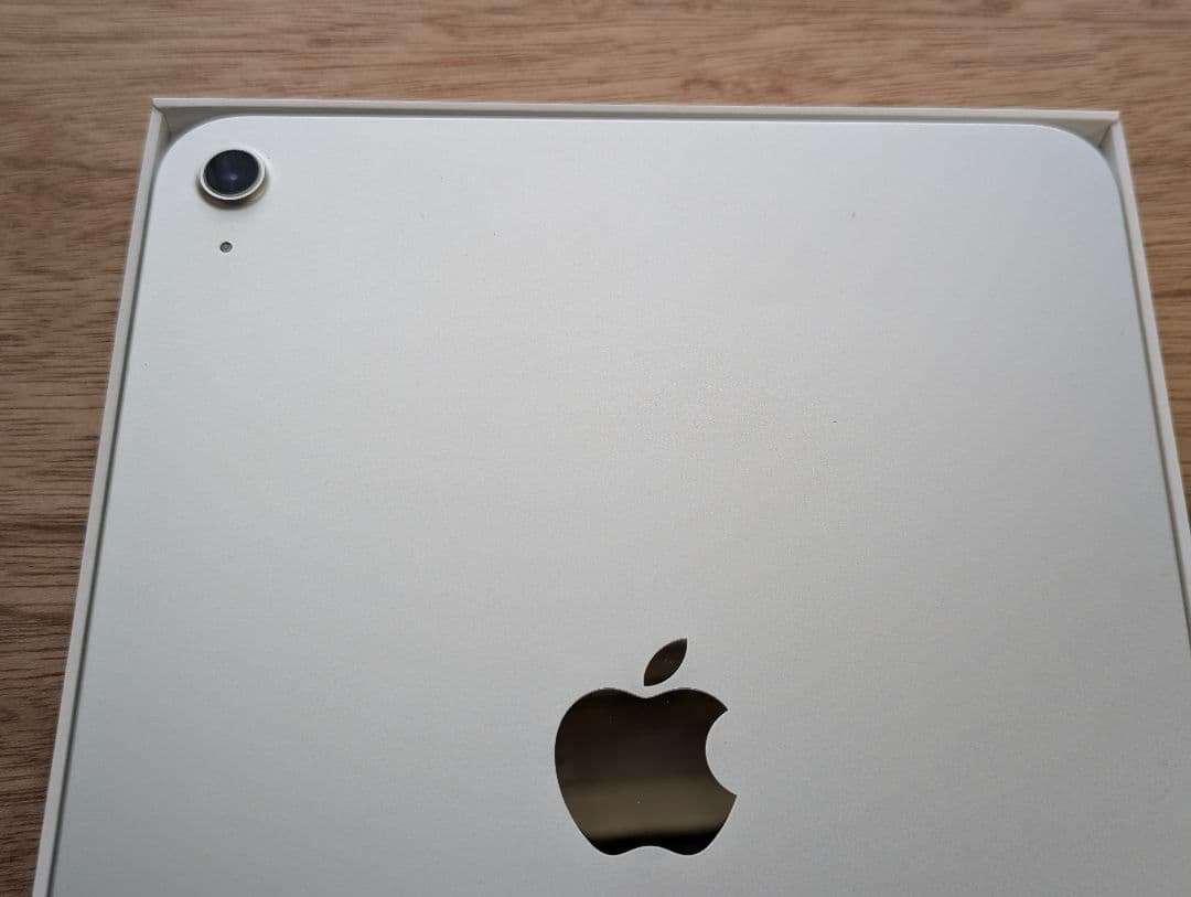 iPad (A16)本体128gb(充電ケーブルなし)　+周辺機器