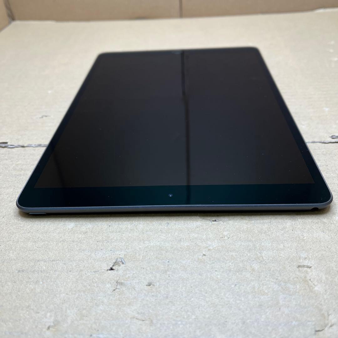 B*7様 訳あり iPad Air (第３世代) Wi-Fi 256GB スペー