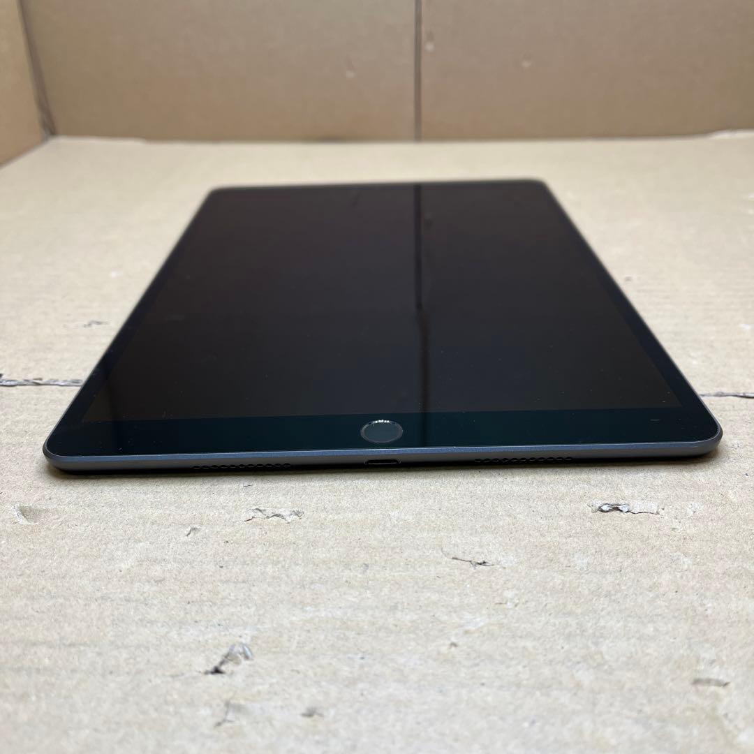 B*7様 訳あり iPad Air (第３世代) Wi-Fi 256GB スペー