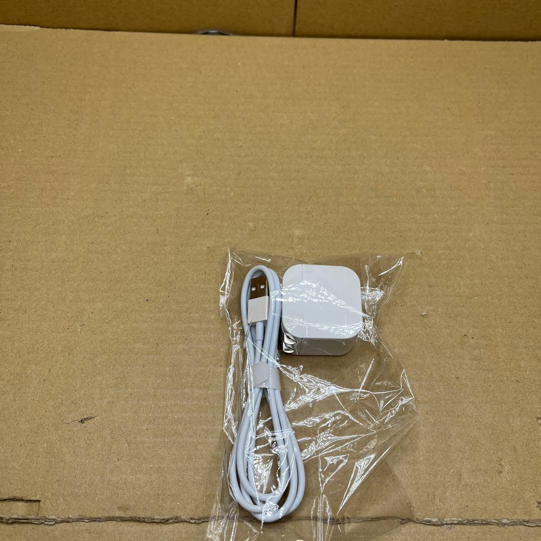 B*7様 訳あり iPad Air (第３世代) Wi-Fi 256GB スペー