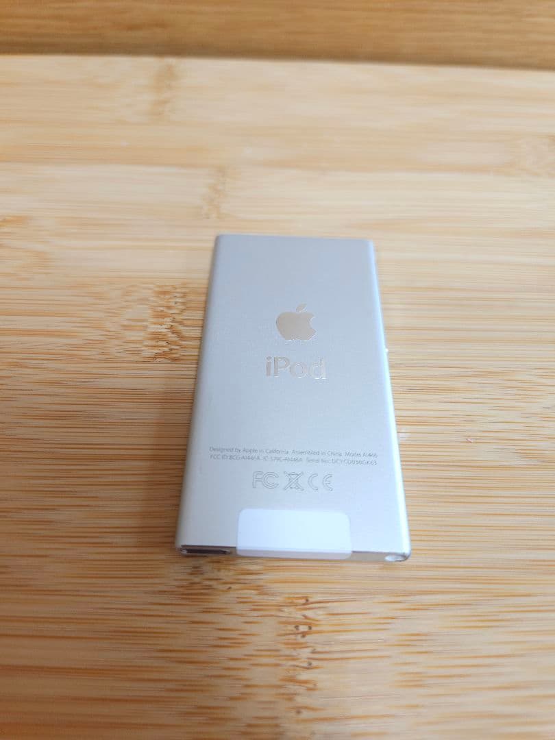 【動作画像有】iPod nano 第7世代 16GB シルバー　純正ケーブル付