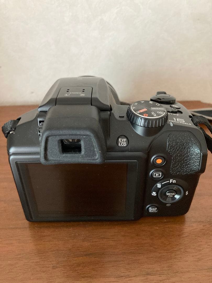 FUJIFILMデジタル一眼レフカメラ finepix s8200説明書付き