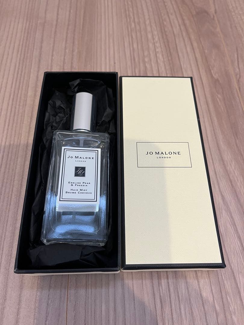 Jo Malone イングリッシュ ペアー & フリージア ヘアミスト