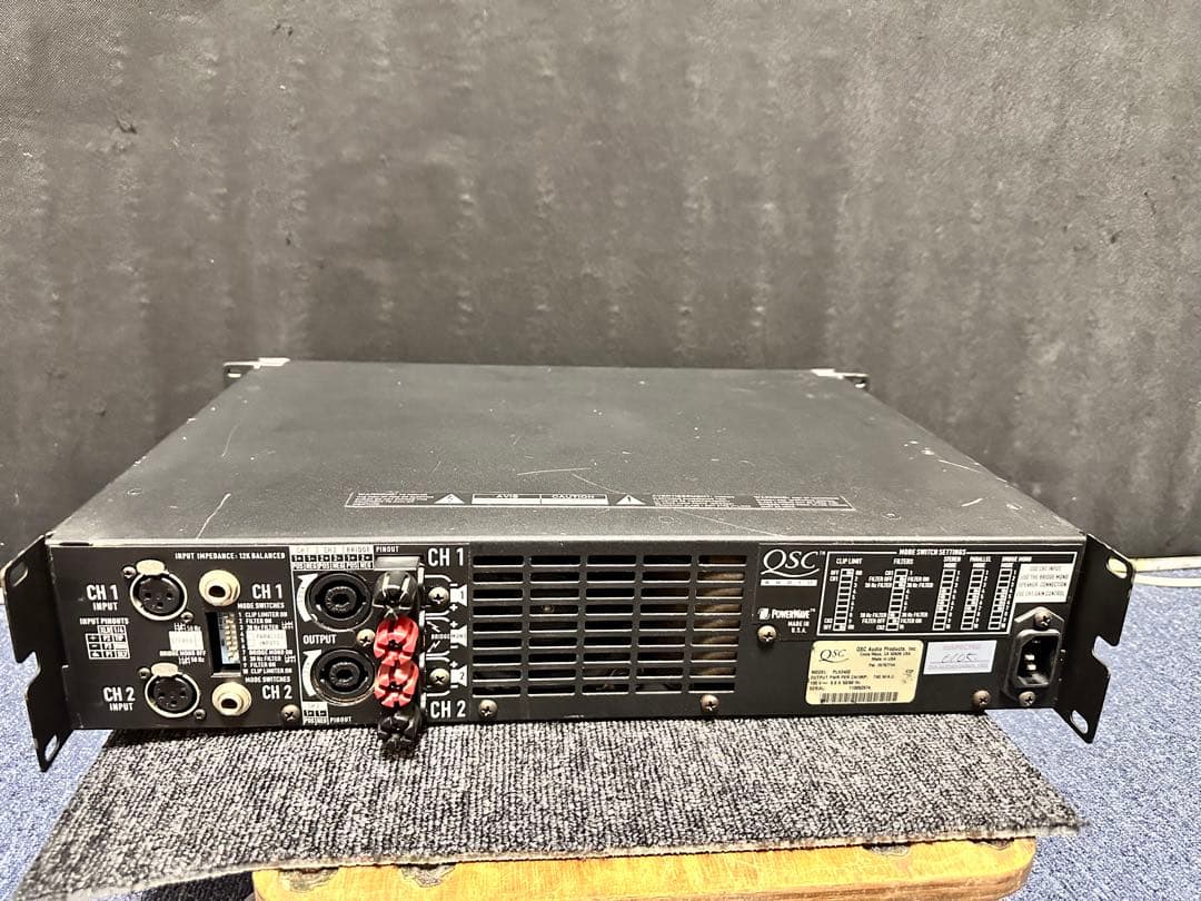 アンプ QSC PLX 2402