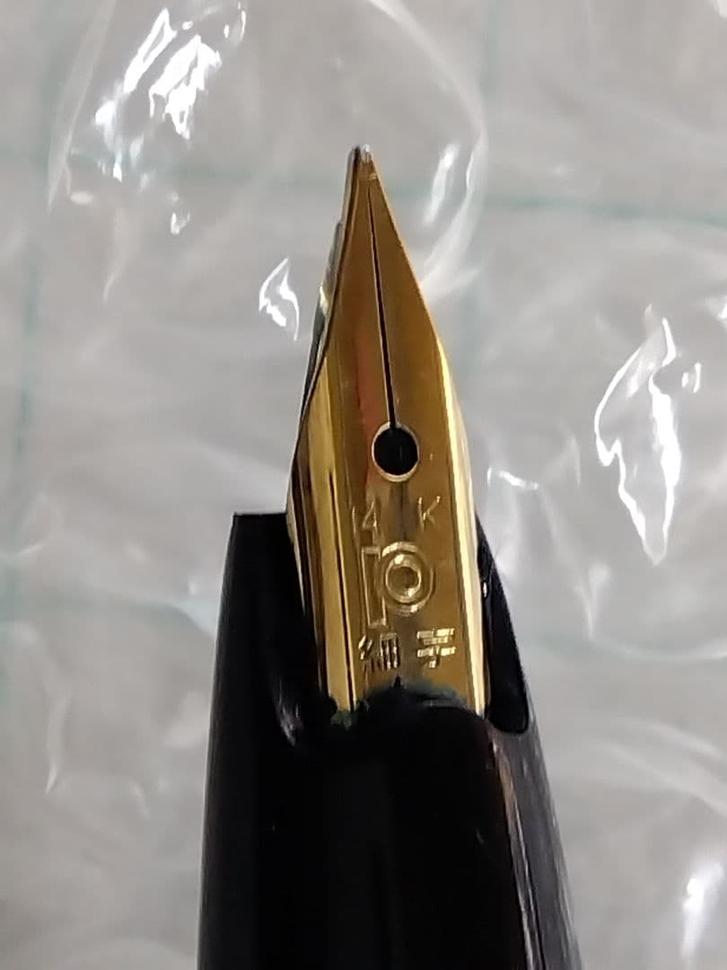 【18K x 2本＋14K x 3本】モンブラン含む、万年筆、合計5本まとめ売り