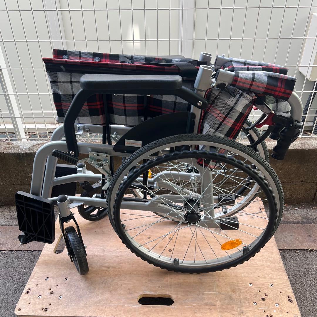 ［108］未使用展示品 Care-Parents CP-30A5N 自走式車椅子