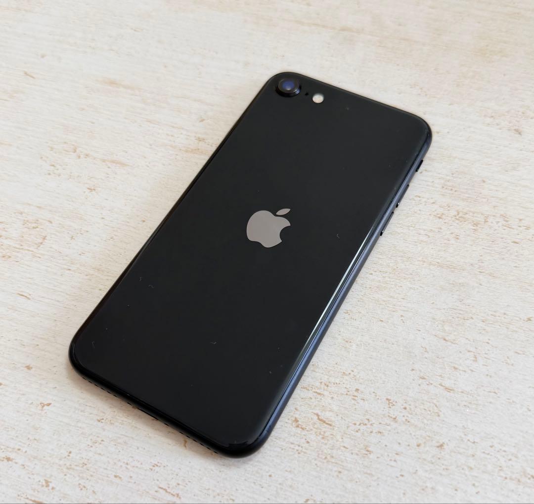 iPhoneSE 第2世代 64GB ブラック SiMなし